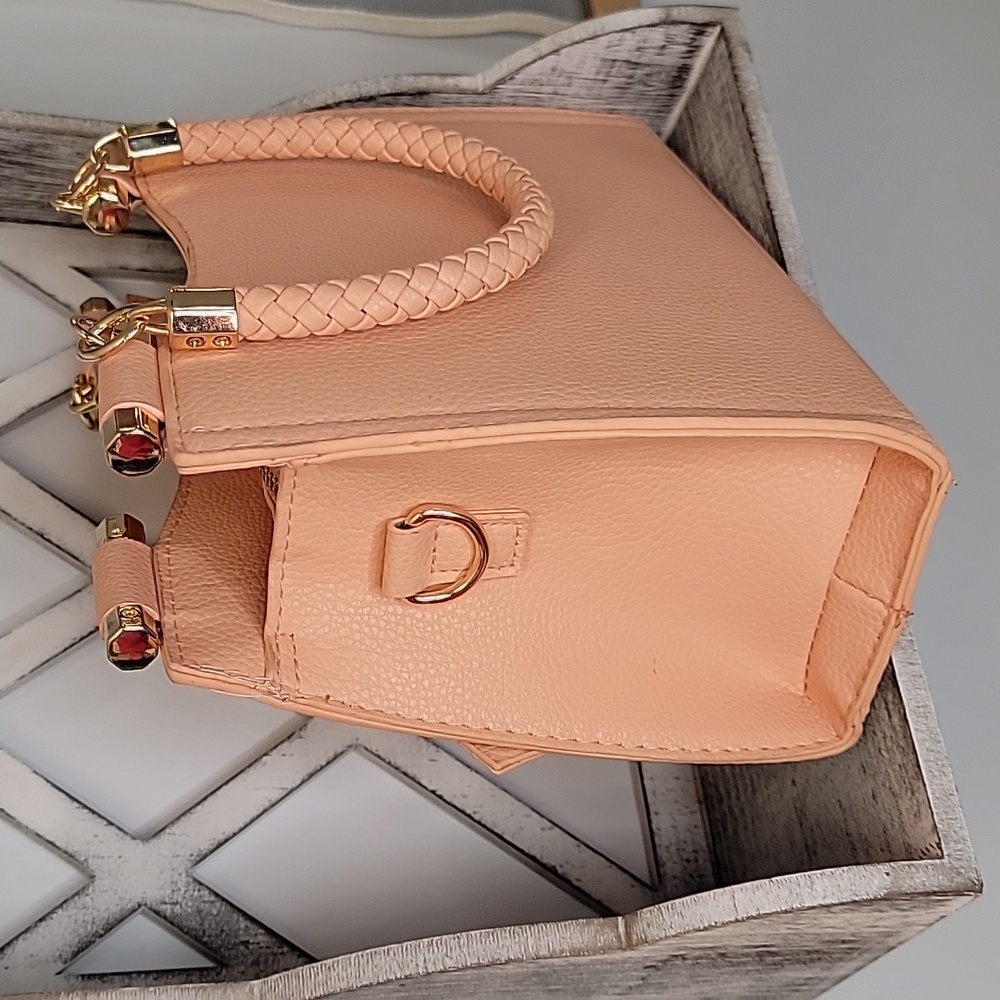 Bebe Handbag or crossbody - Picture 4 of 10